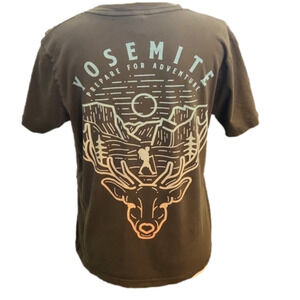 MENS Yosemite hikers army green tee size XS